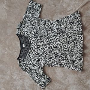 Black and White Short Sleeve Top